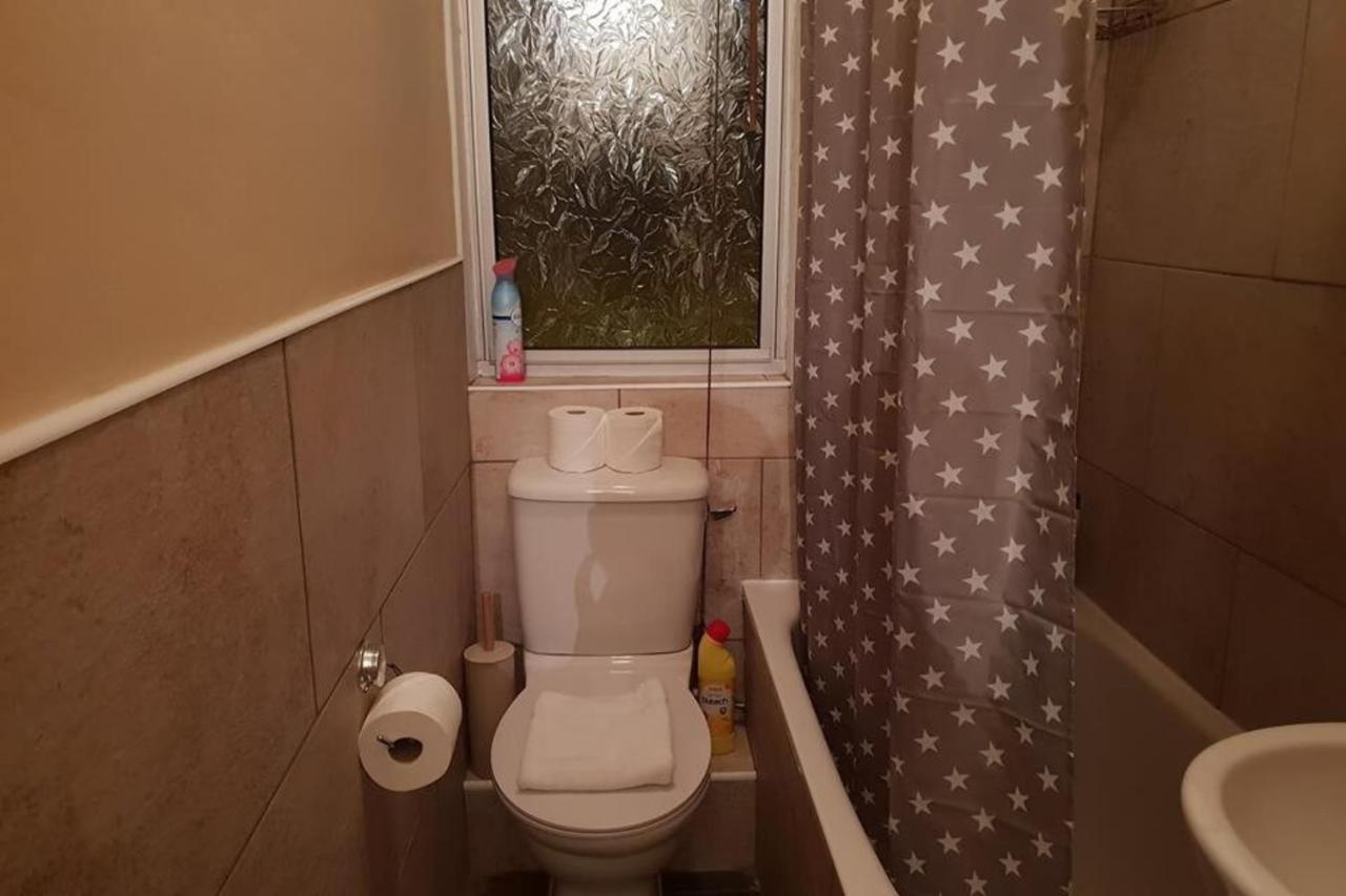 Bright 1 Bedroom Apartment Near City Centre EDI Kültér fotó